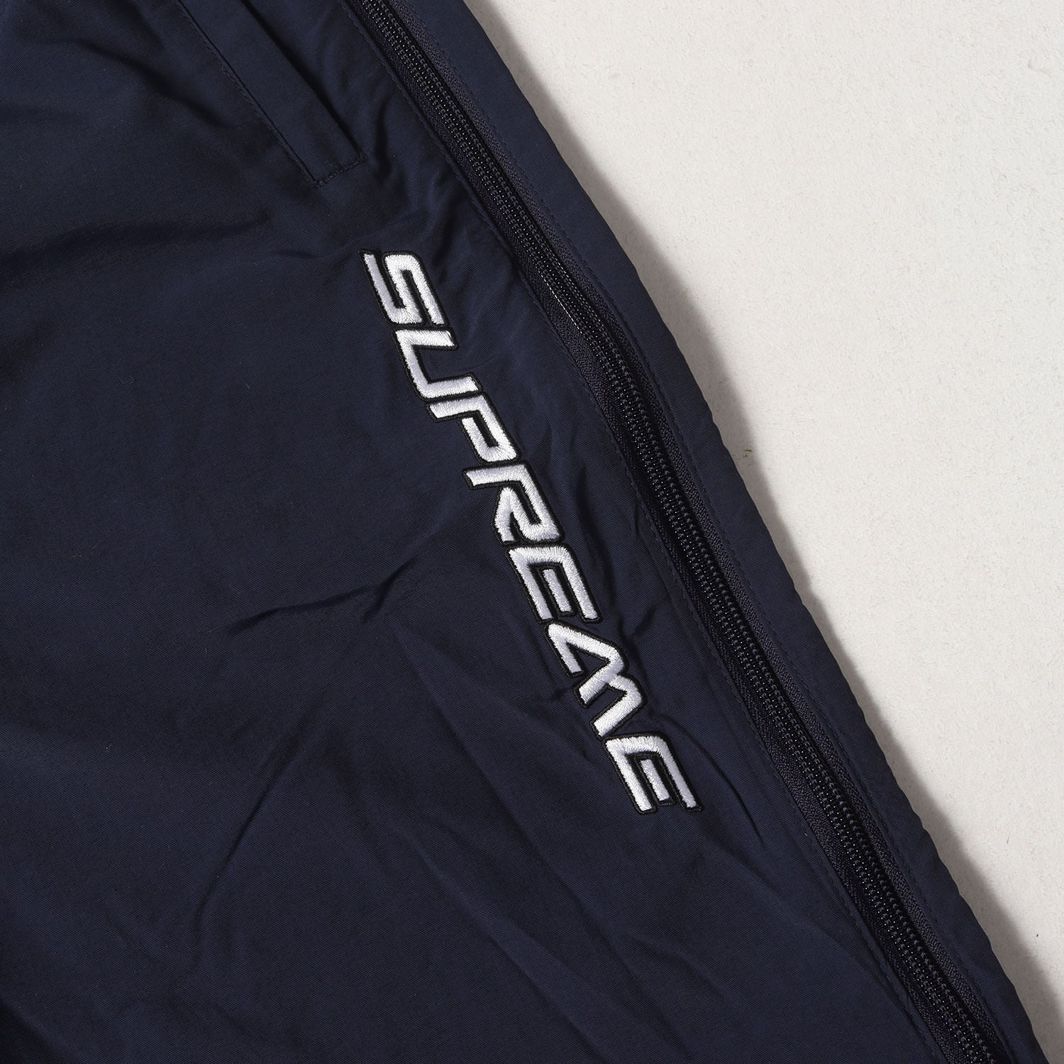 Supreme (シュプリーム) 24AW サイドジップ ナイロン ウォームアップ 