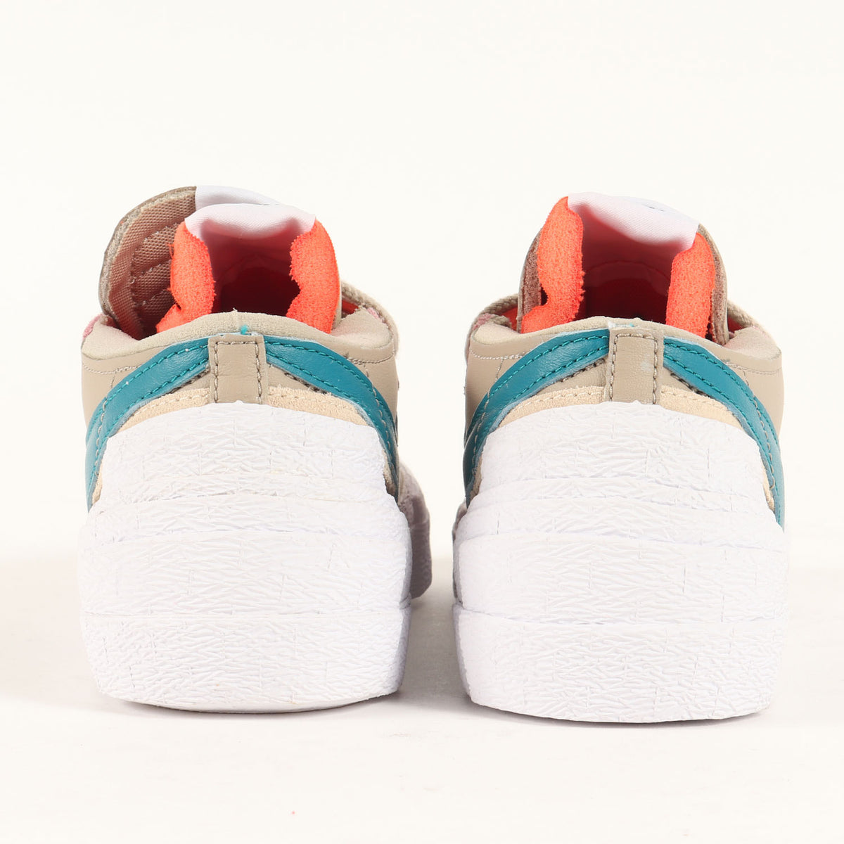 21AW ×NIKE ×KAWS BLAZER LOW REED (DM7901-200)
