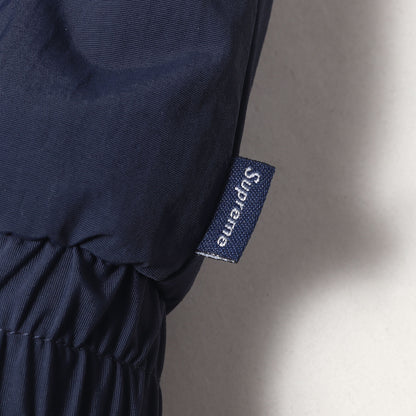 袖スクリプトロゴ 裏地キルティング フード ジャケット(Sleeve Script Sideline Jacket)