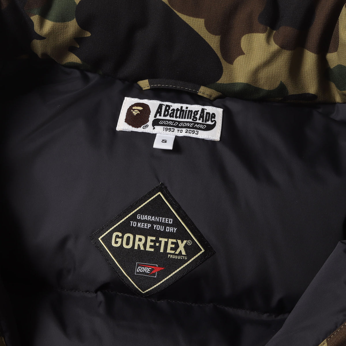 A BATHING APE (ア ベイシング エイプ) GORE-TEX 1stカモ 猿迷彩 