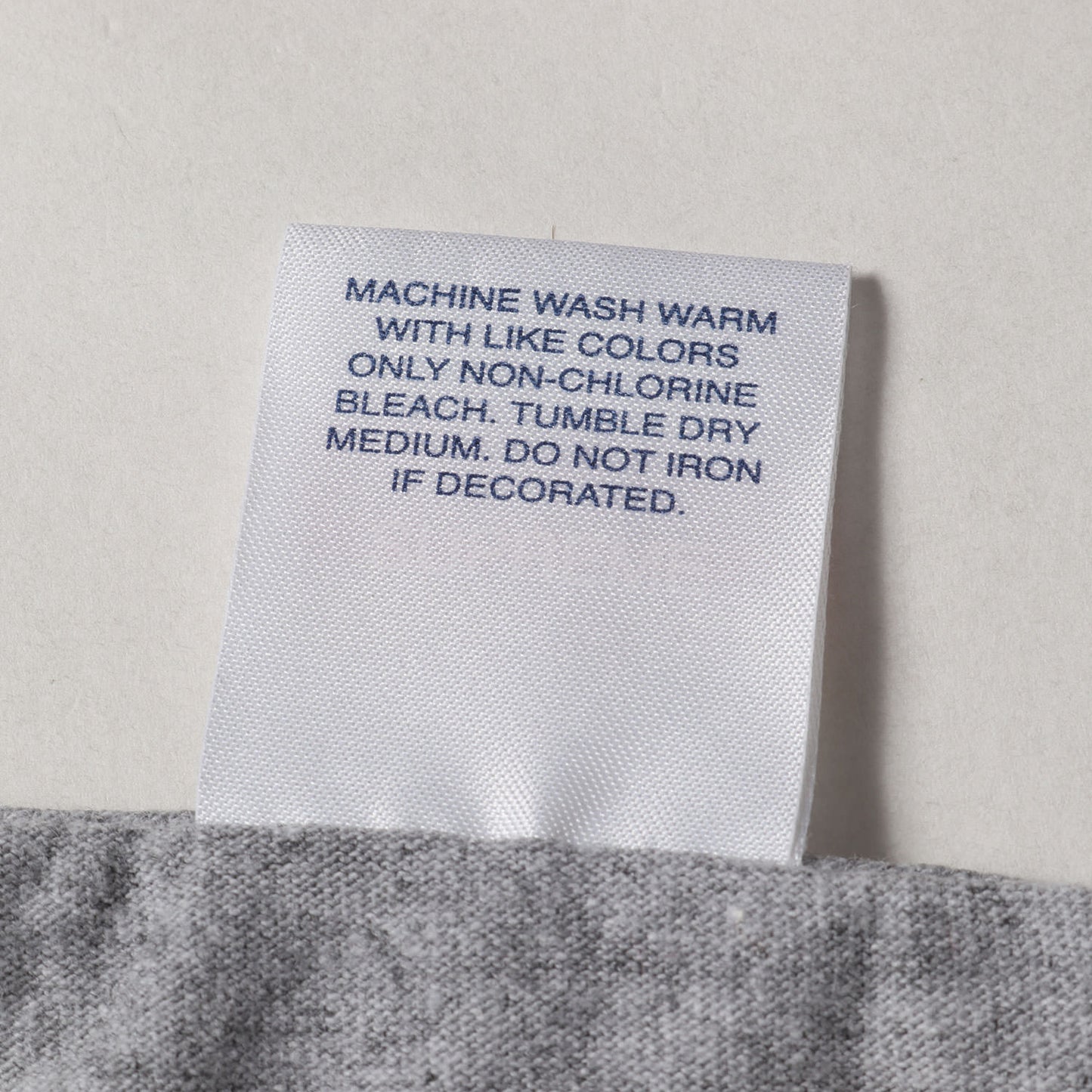 ×UNDERCOVER 魔女 BOXロゴ Tシャツ(Witch Tee)