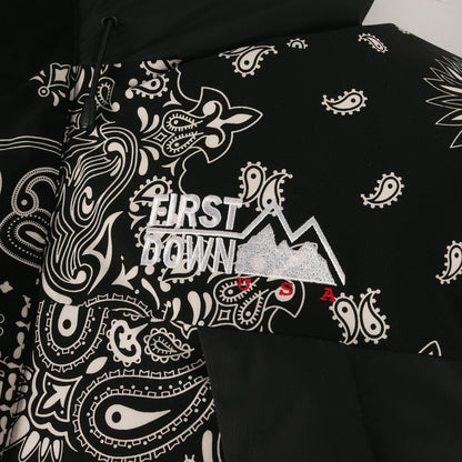 FREAK'S STORE別注 バンダナ柄 ダウンジャケット
