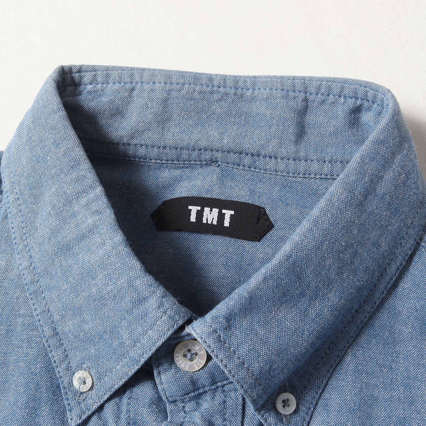 ネイティブ プリント ボタンダウン シャンブレーシャツ