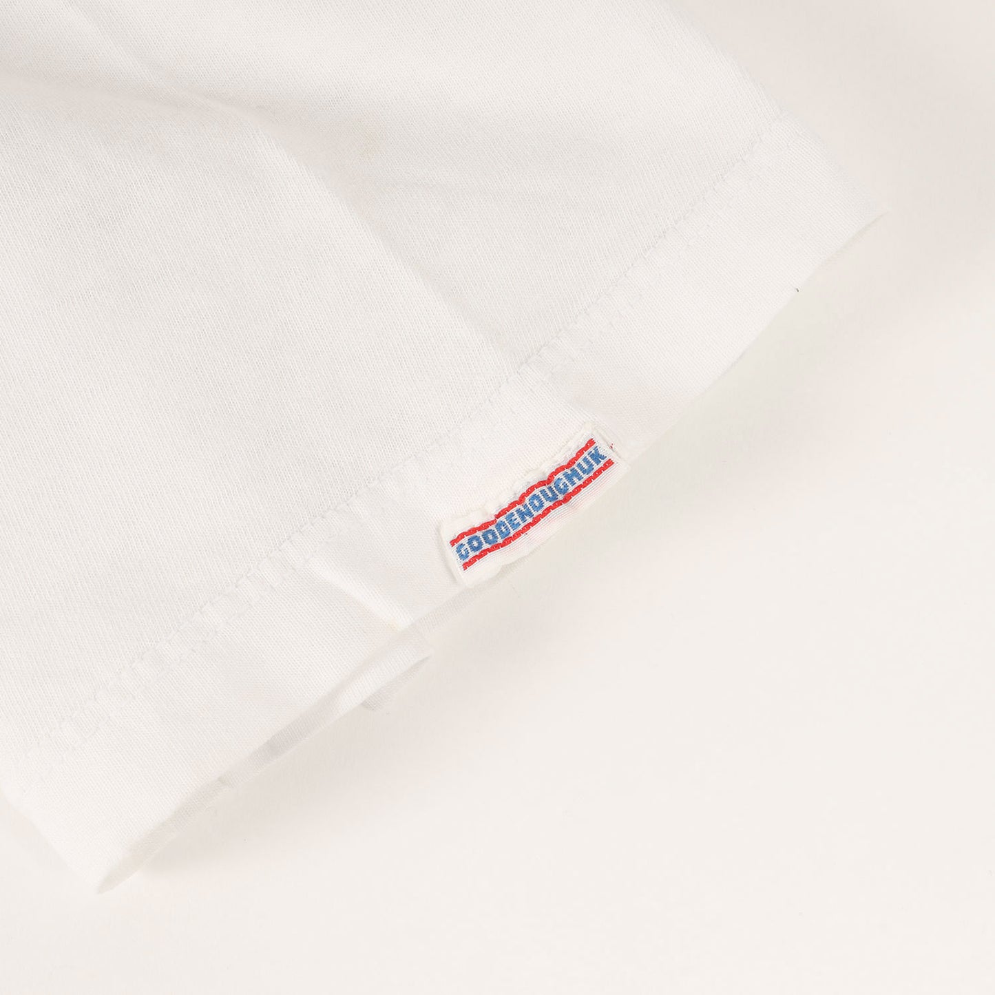 90s GOODENOUGH UK トライバルロゴ Tシャツ