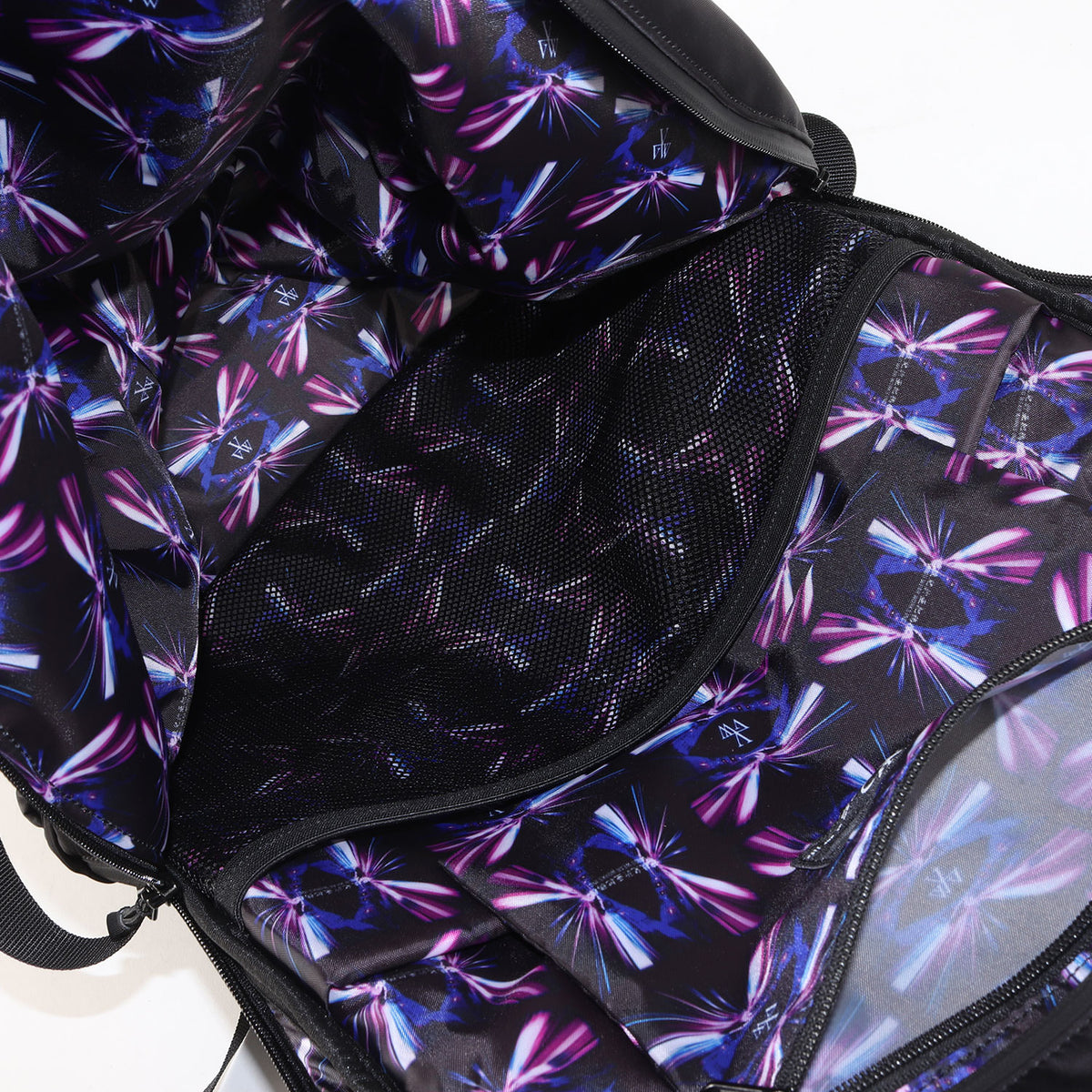 漢字ロゴ 高密度ナイロン バックパック(FUTURISTIC BACKPACK)