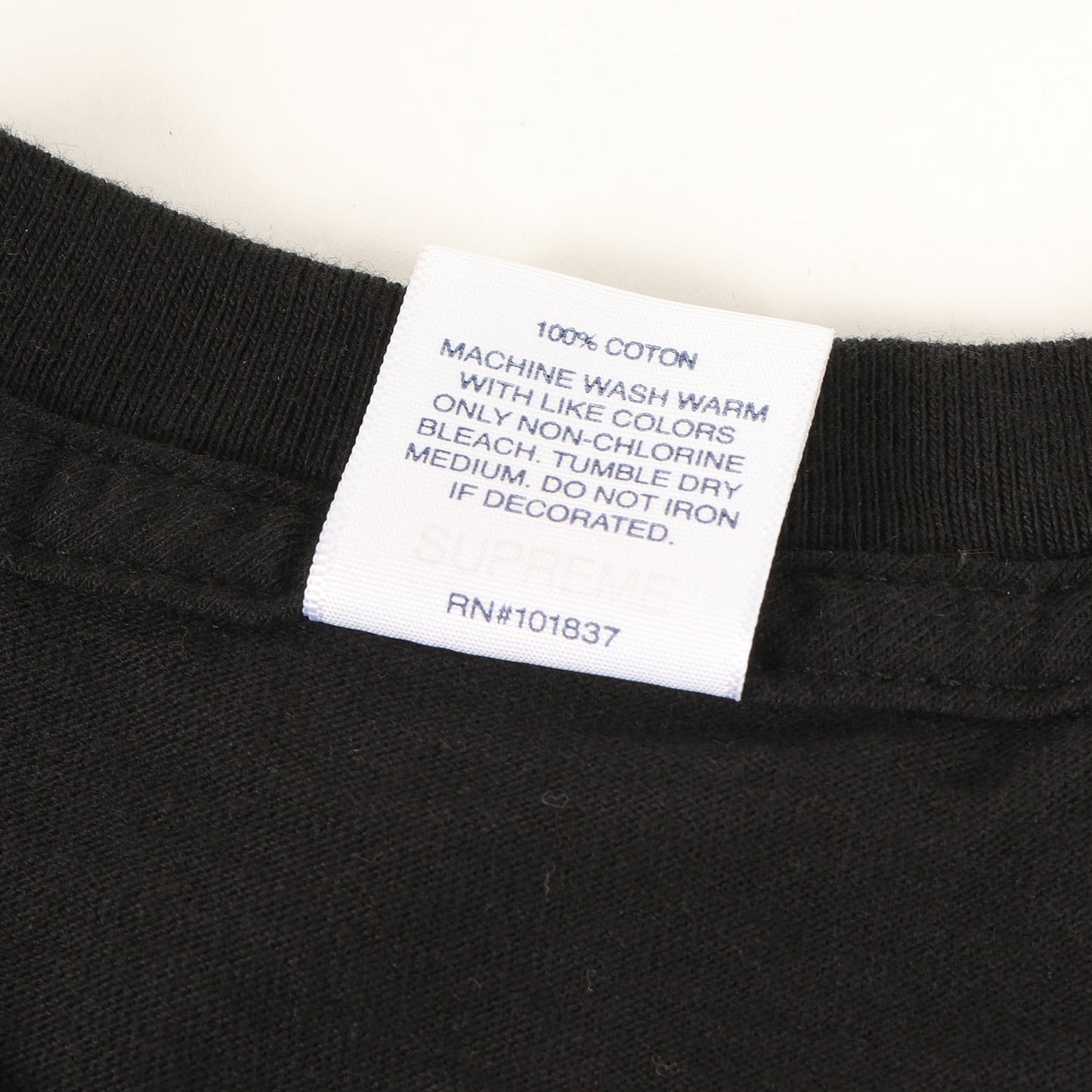 クリスマスモデル キャット クルーネック Tシャツ(Eat Me Tee)