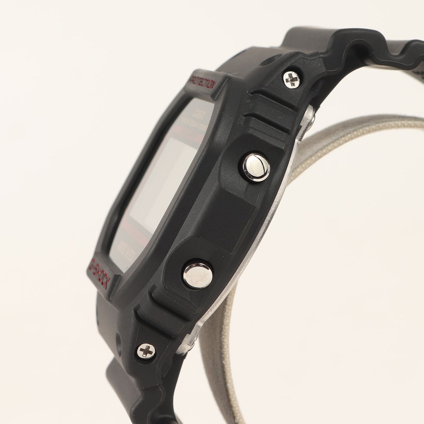 ×アンドレス・イニエスタ DW-5600AI-1JR 腕時計 / ウォッチ
