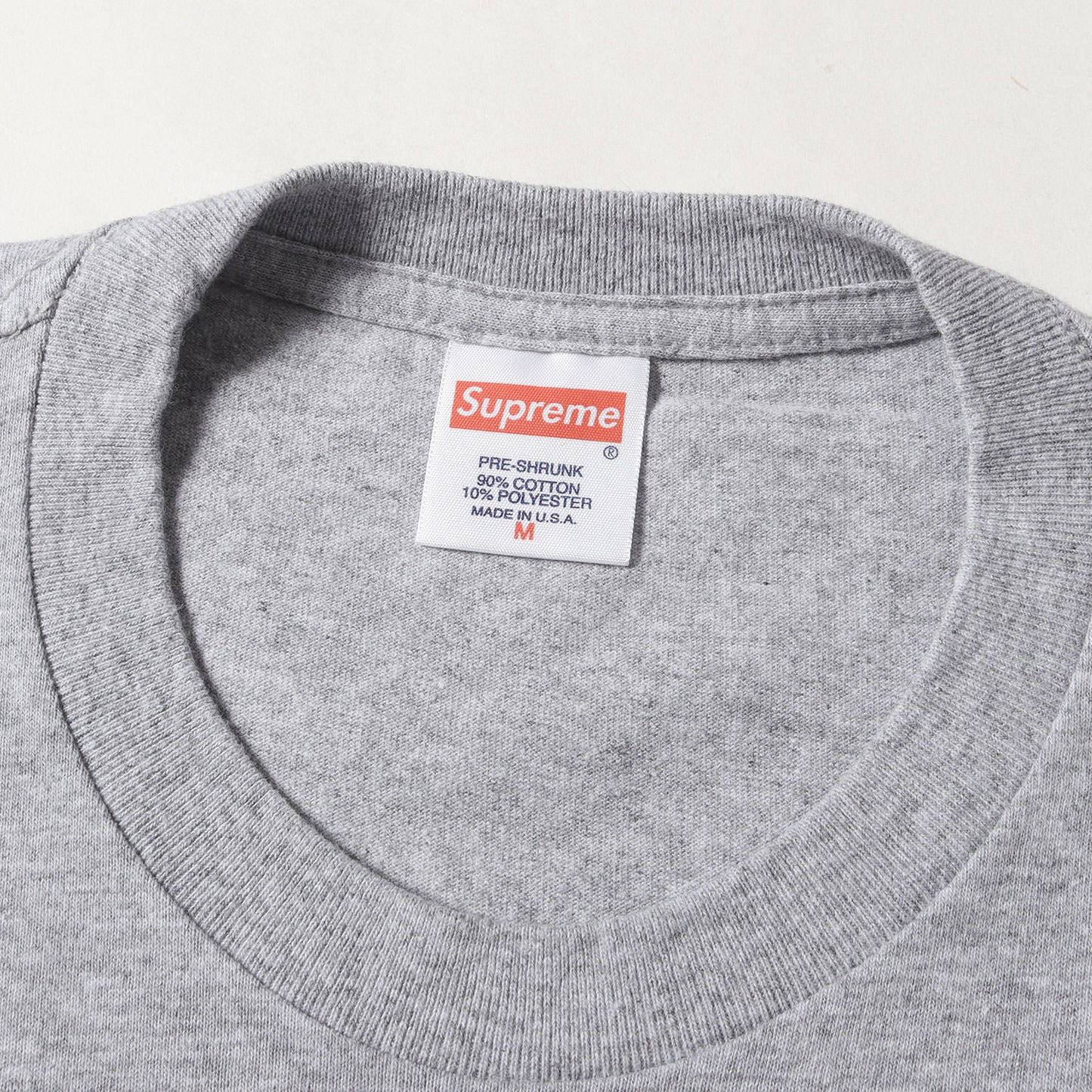 ×ANTIHERO コラボロゴ ポケット Tシャツ(Logo Pocket Tee)