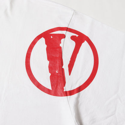 ×VLONE スカル グラフィック Tシャツ