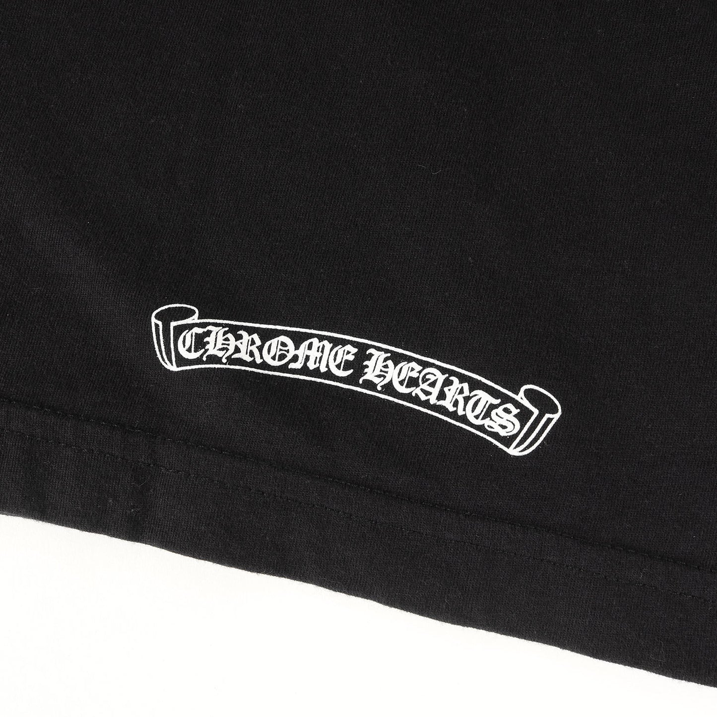 近年モデル ブランドロゴ ポケット Tシャツ