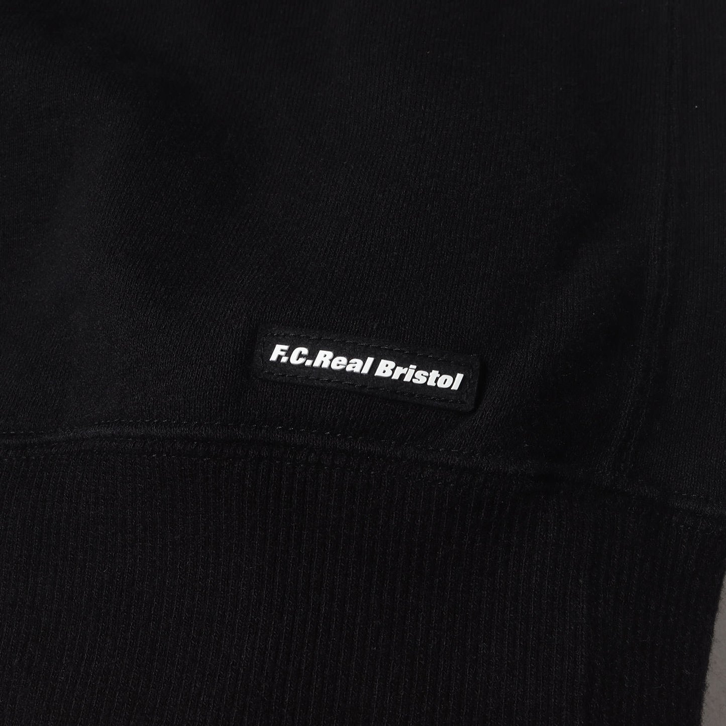 エンブレムロゴ スウェット パーカー(EMBLEM PULLOVER HOODY)