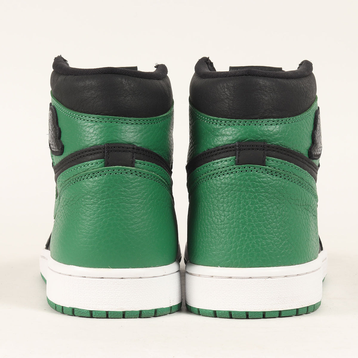 AIR JORDAN 1 RETRO HIGH OG PINE GREEN (555088-030)