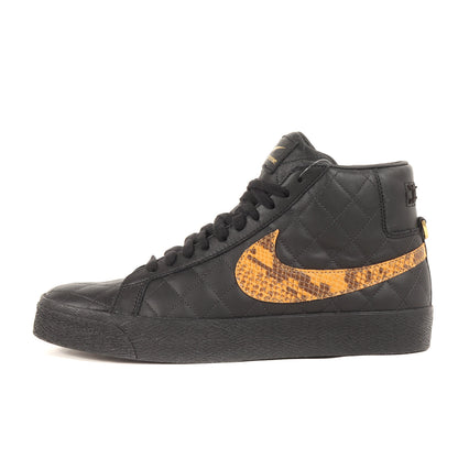 22AW ×NIKE SB ZOOM BLAZER MID QS (DV5078-001)