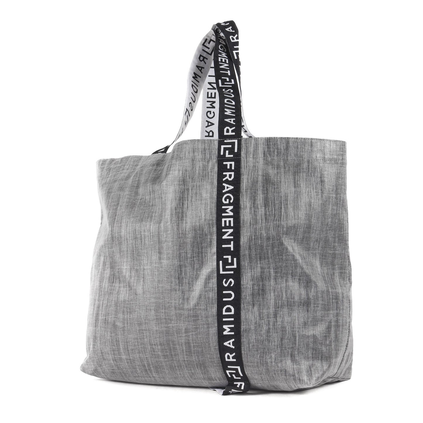 ×fragment design トートバッグ