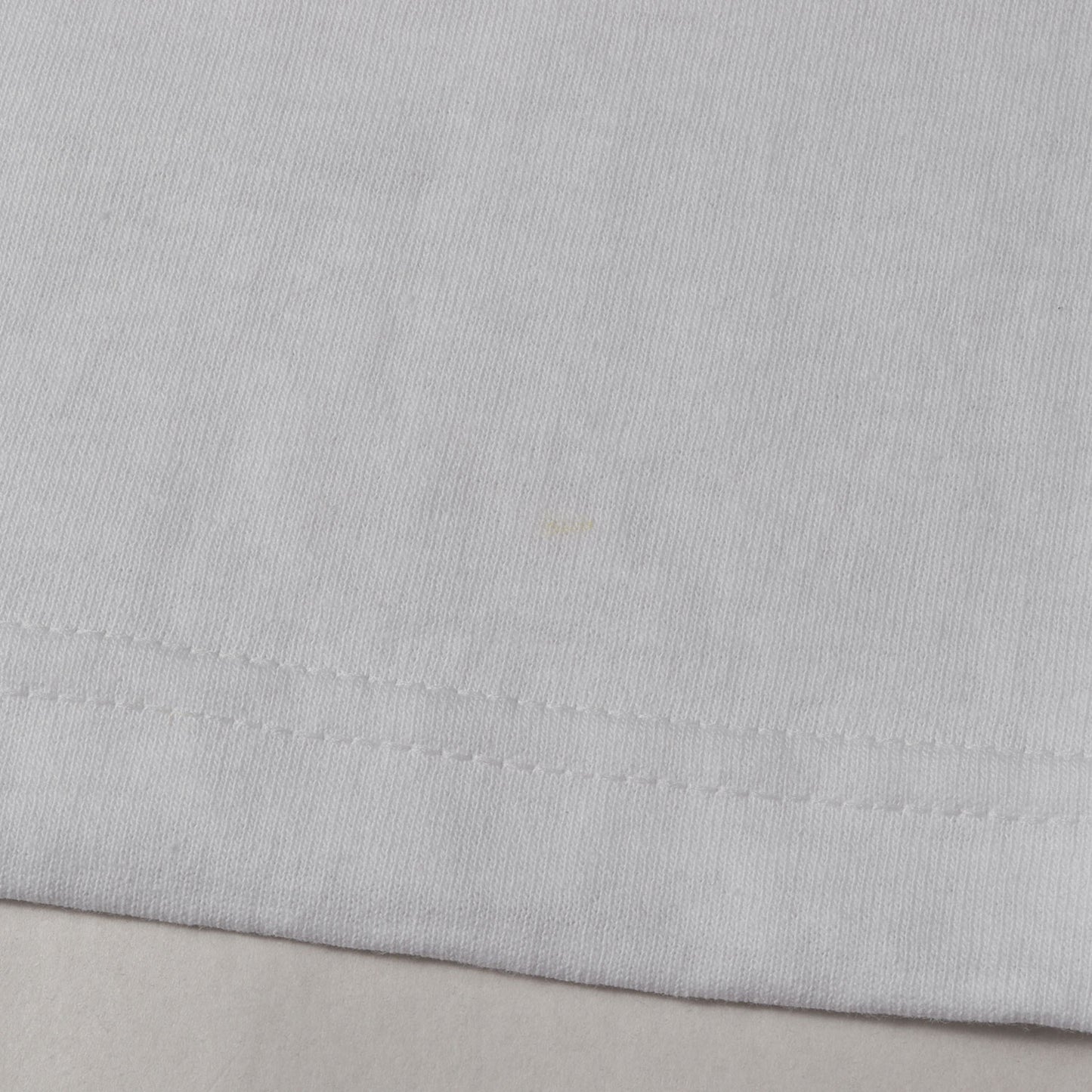 KYNE レディーグラフィック Tシャツ