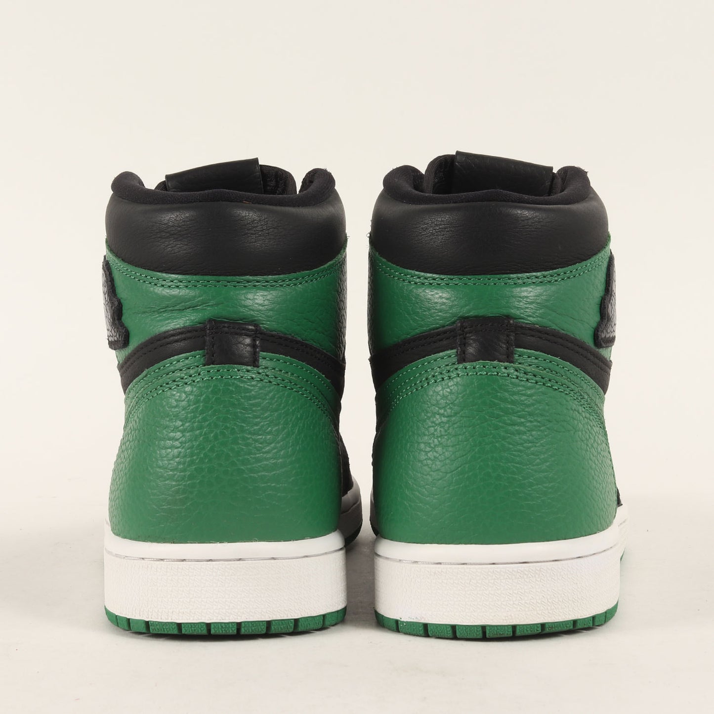 AIR JORDAN 1 RETRO HIGH OG PINE GREEN (555088-030)