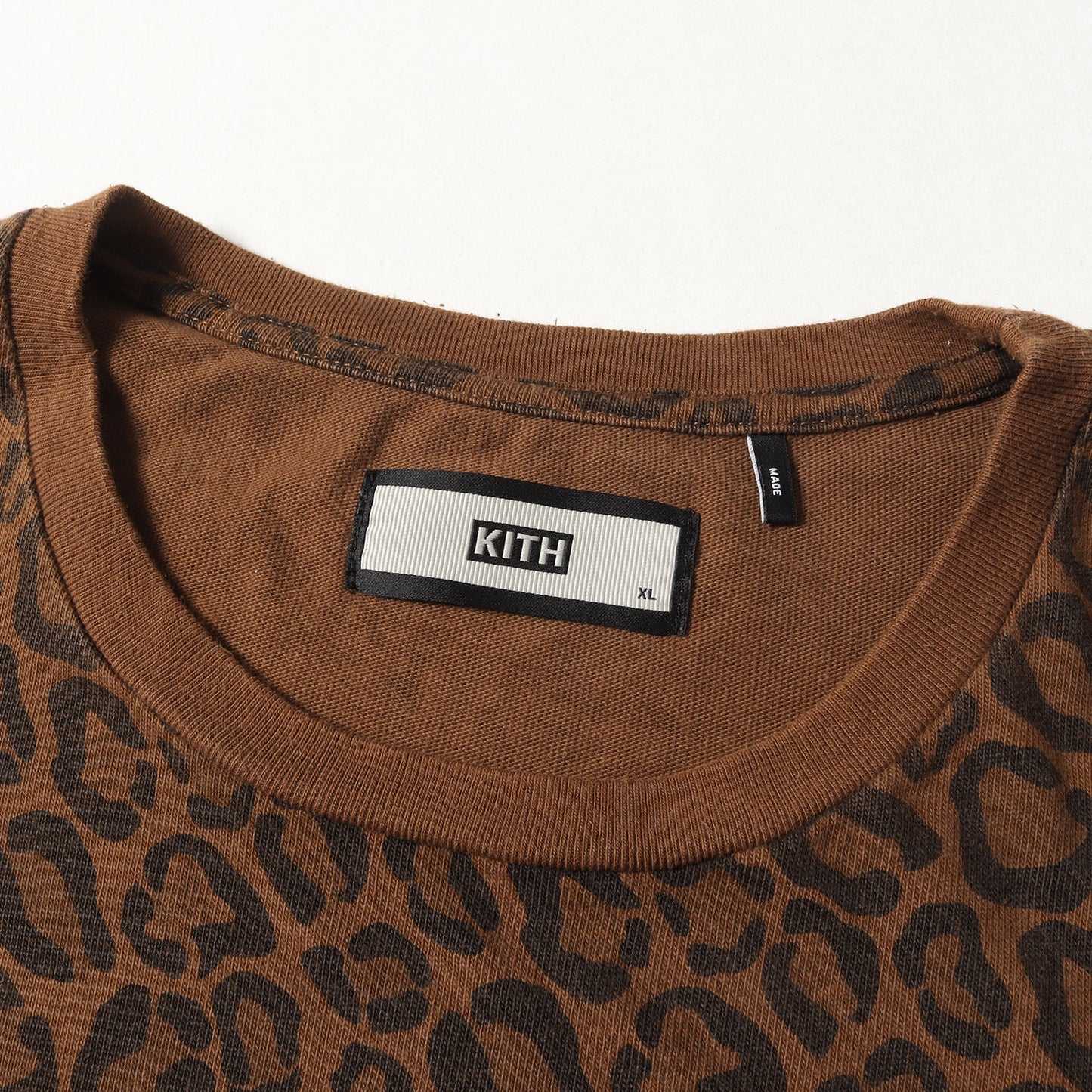 チーター柄 BOXロゴ ロングスリーブ ヘビー Tシャツ(Classic Logo LS Tee)