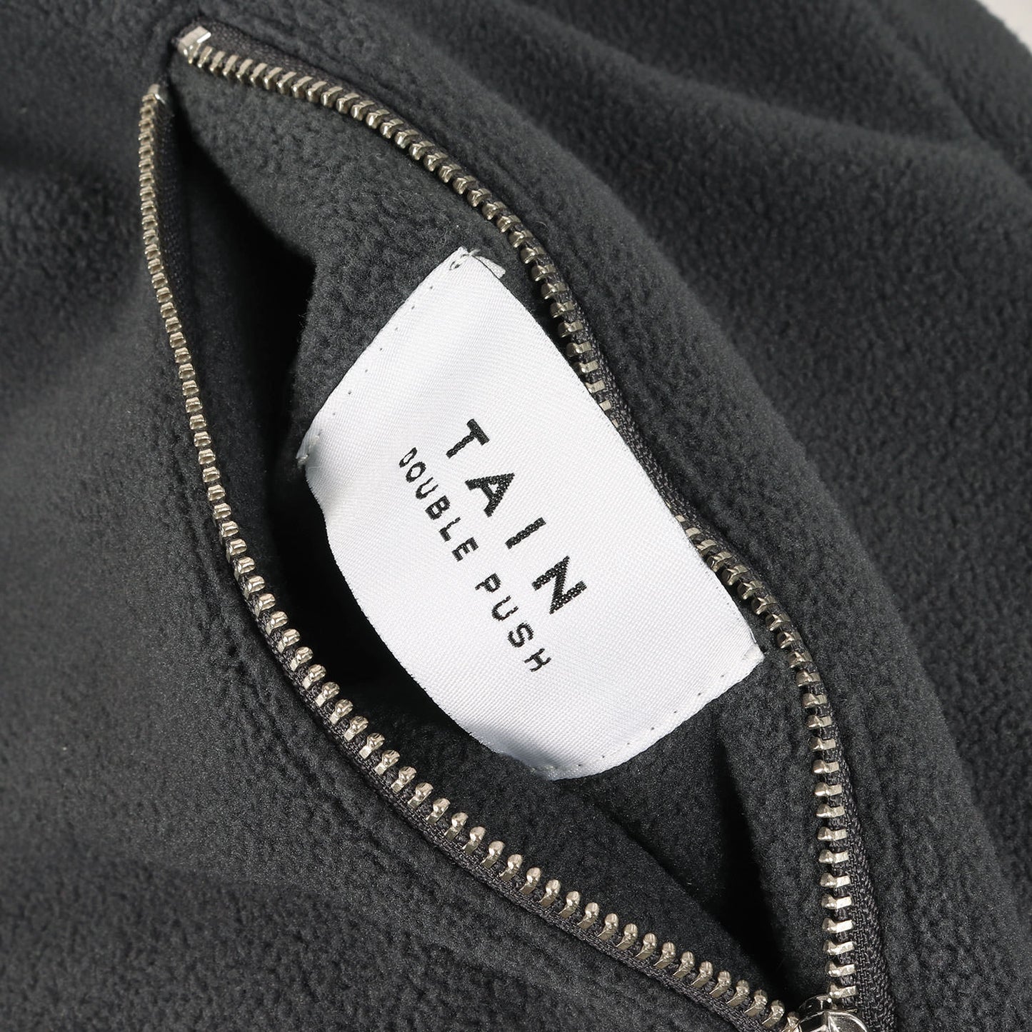 フリース × キルティング リバーシブル カーディガン ジャケット(HEARTBREAK FLEECE REVERSIBLE CARDIGAN)