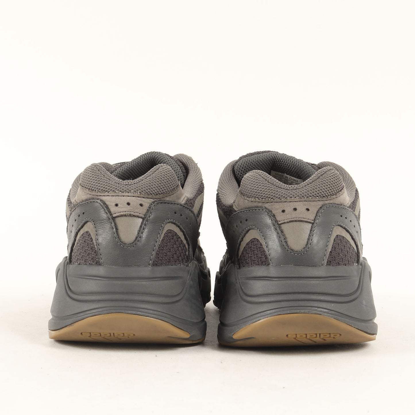 YEEZY BOOST 700 V2 GEODE (EG6860)