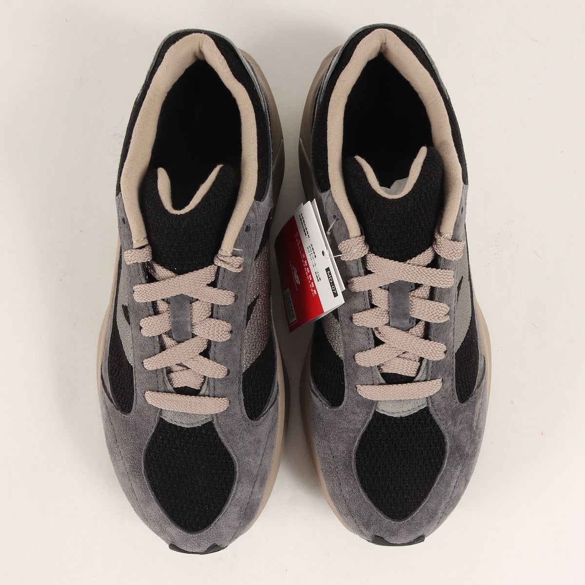 24SS WARPED RUNNER DARK GRAY (UWRPDCST)