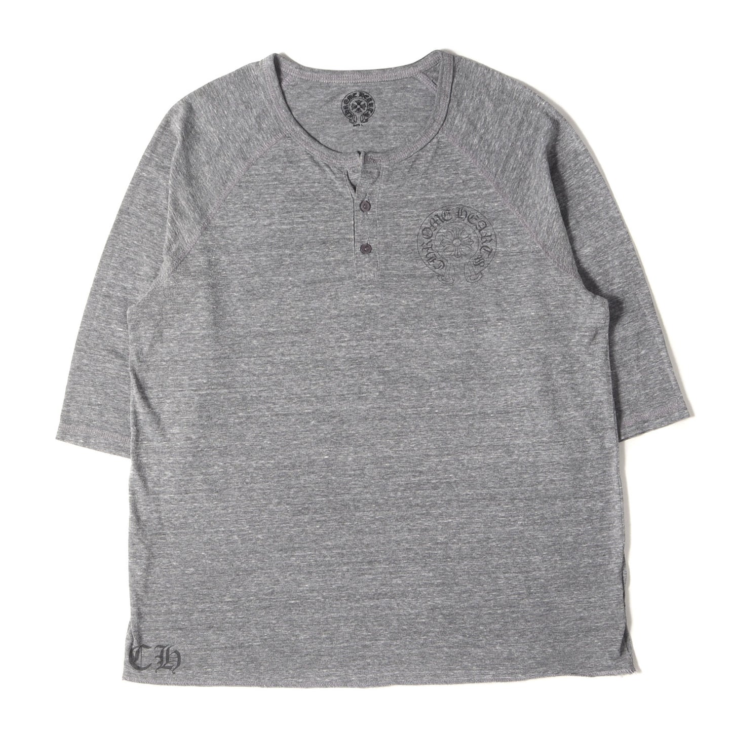 スクロールラベル ヘンリーネック 5分袖 Tシャツ