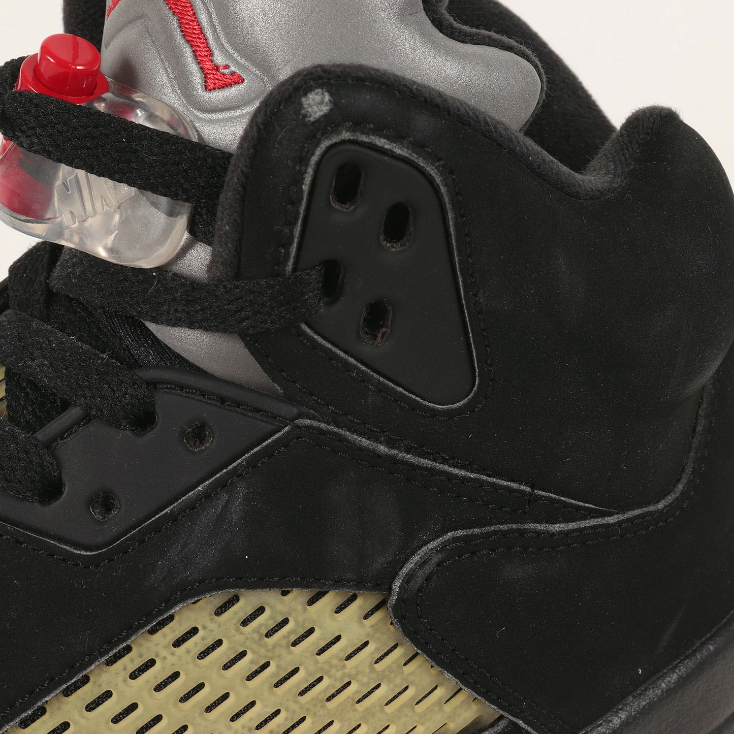 AIR JORDAN 5 RETRO OG BLACK METALLIC (2016年製 / 845035-003)
