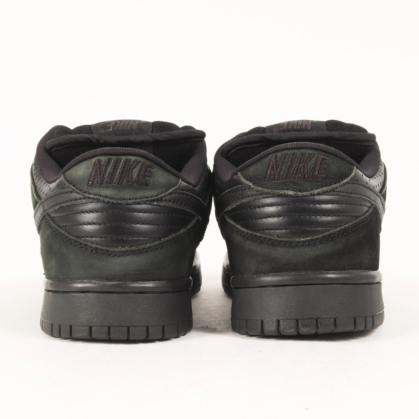 DUNK LOW PRO SB GINO IANNUCCI 2 (304292-002)