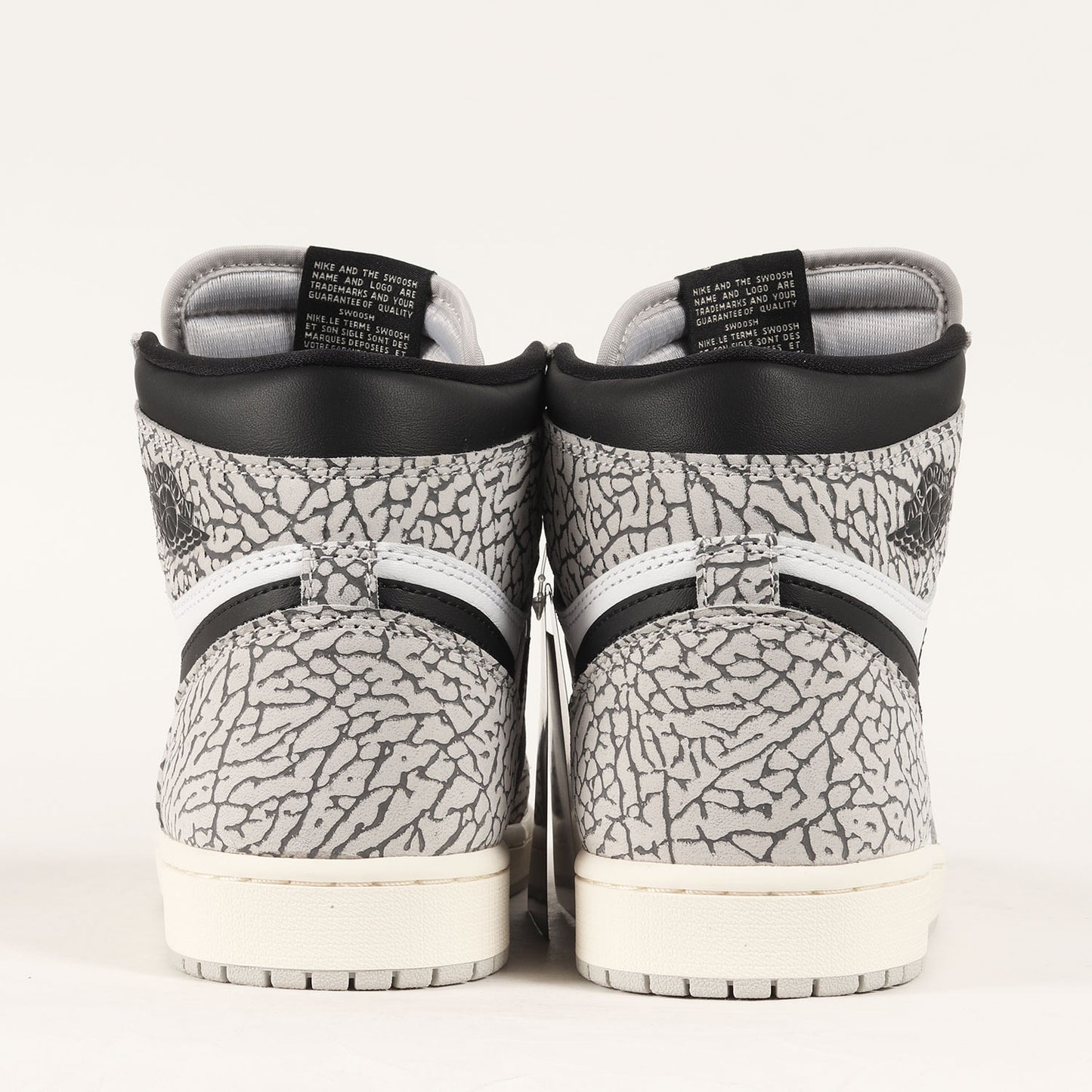 AIR JORDAN 1 RETRO HIGH OG WHITE CEMENT (DZ5485-052)