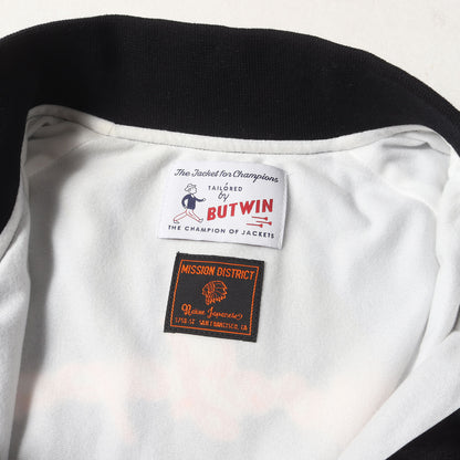 ×MISSION DISTRICT チェーン刺繍ロゴ サテン スタジャン