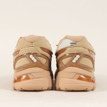 24AW ×asics GEL-KAYANO 20 CARTON?? (1203A519-200)