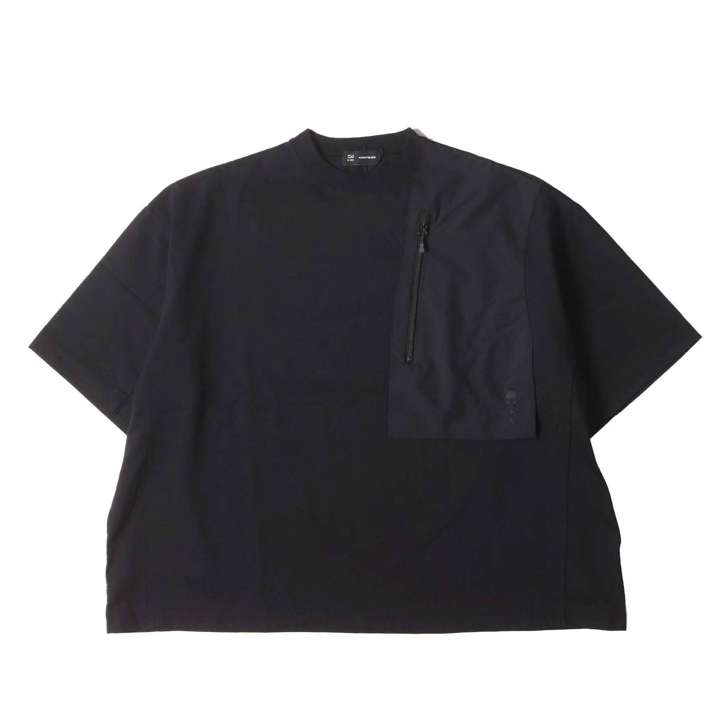 24SS D-VEC ×ALOMOSTBLACK ナイロンポケット付き オーバーサイズ Tシャツ(OVERSIZED ZIP POCKET SHORT T-SHIRT / HIGH TWIST COTTON S.R.G.)