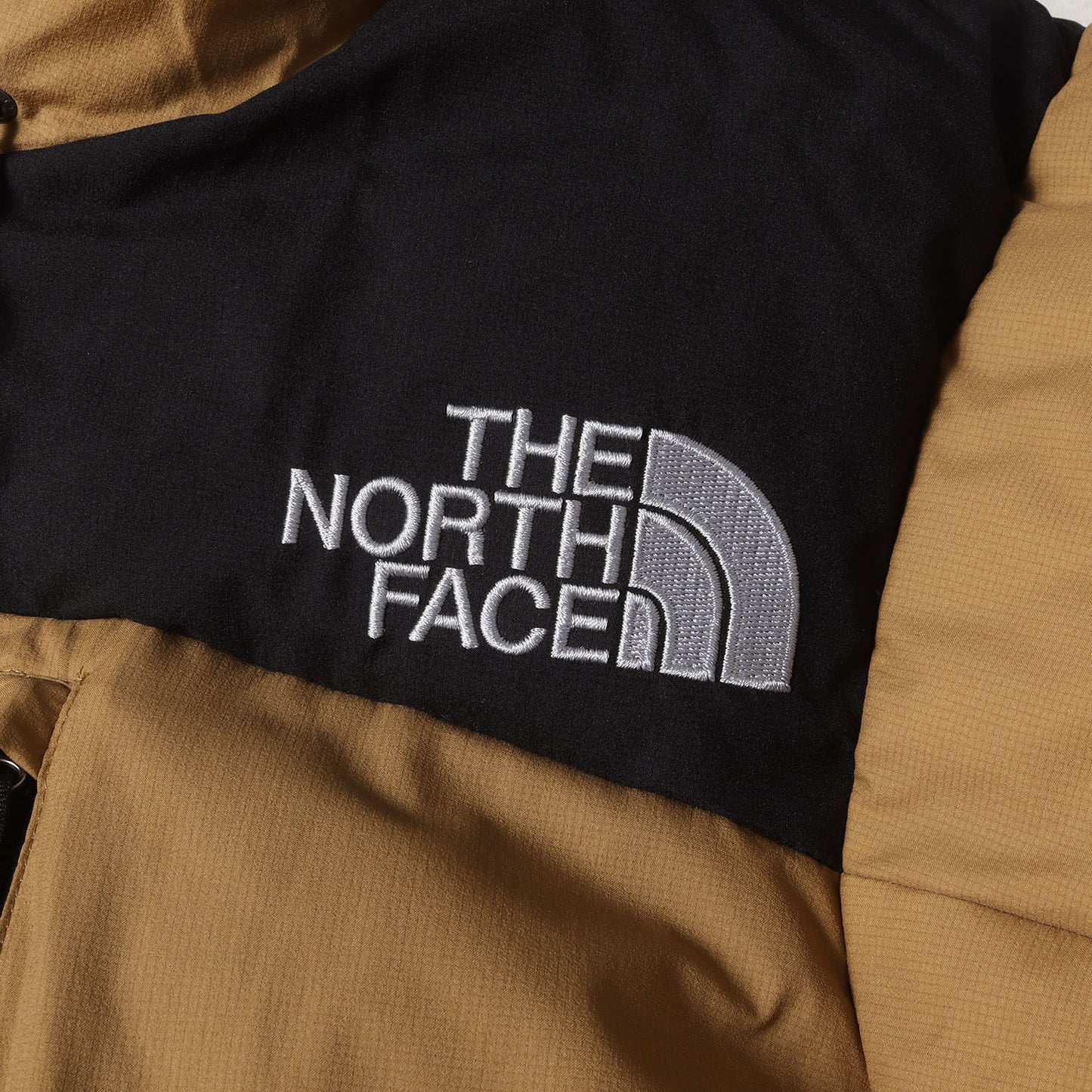 GORE-TEX INFINIUM バルトロライト ダウンジャケット(Baltro Light Jacket)