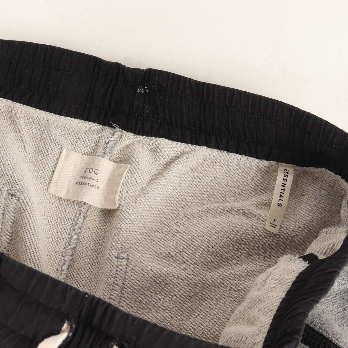 FOG ESSENTIALS スキニー スウェットパンツ
