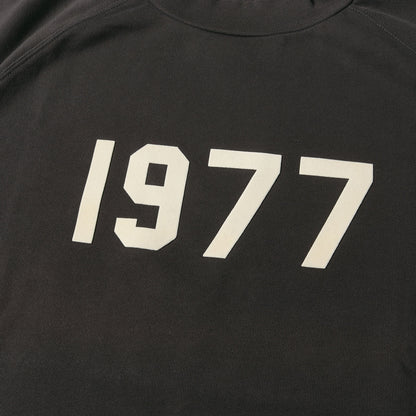 22SS FOG ESSENTIALS 1977ロゴ 半袖 スウェット(1977 S/S Raglan Crewneck)