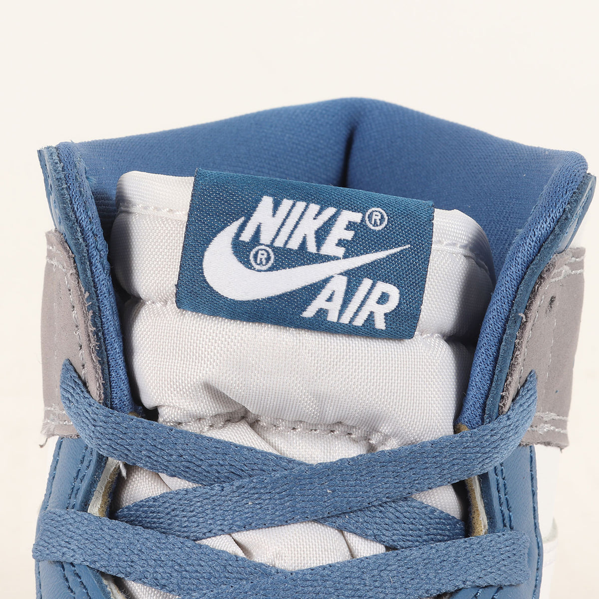 AIR JORDAN 1 RETRO HIGH OG TRUE BLUE (DZ5485-410)