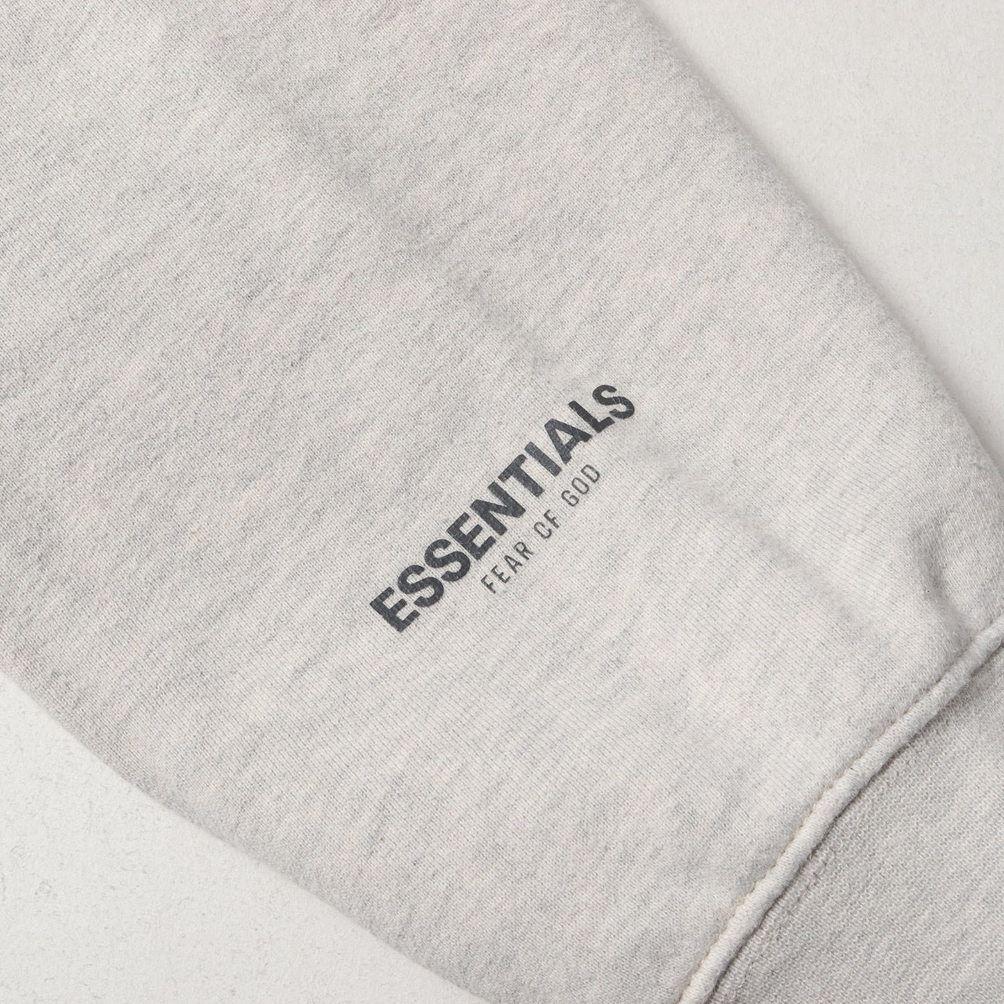 FOG ESSENTIALS リフレクターロゴ スウェット パーカー(Hoodie)