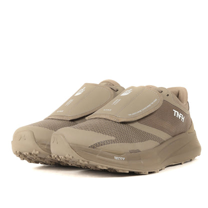 24AW ×HYKE ベクティブ エンデュリス トレイルランニングシューズ(Vective Enduris 3 SE)