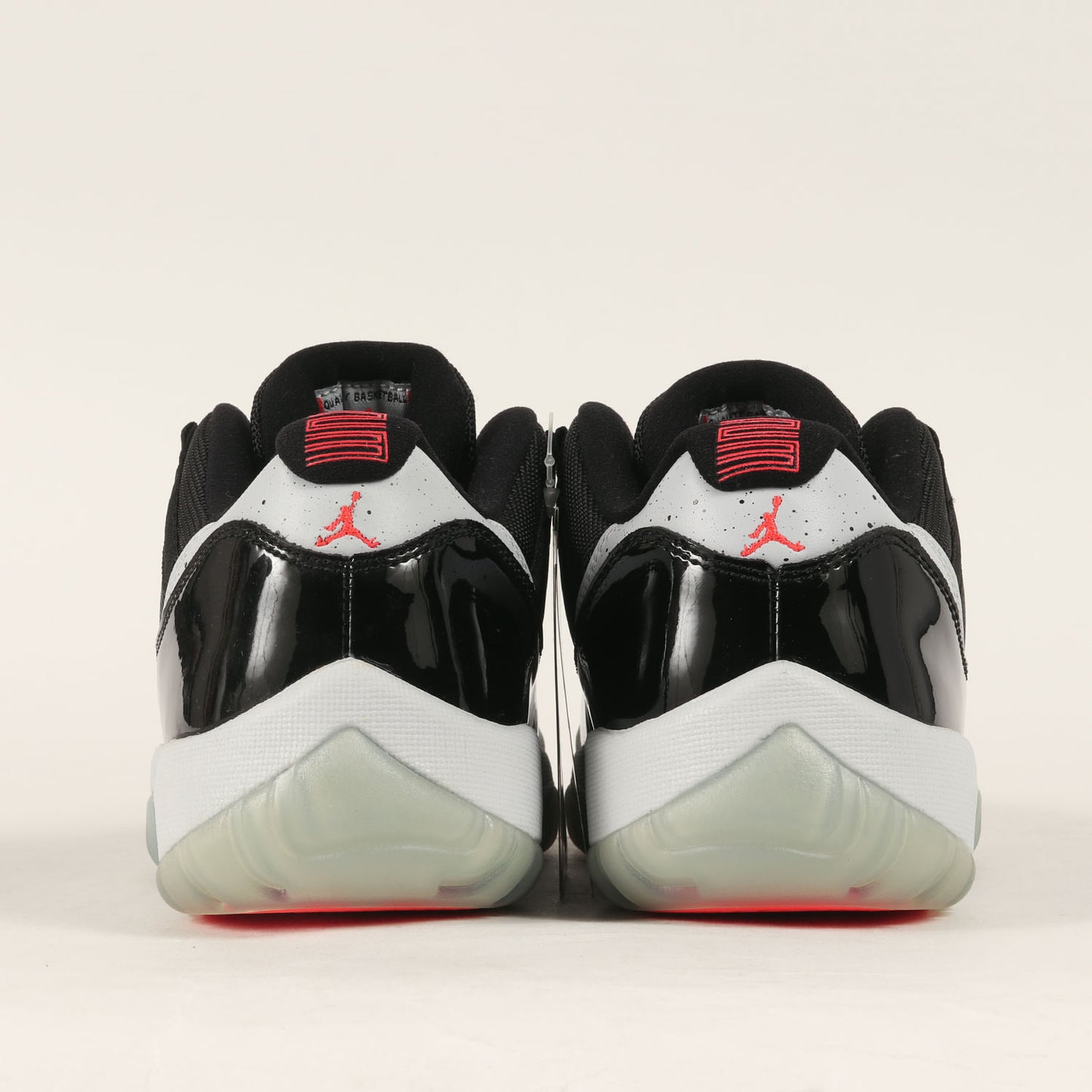 AIR JORDAN 11 RETRO LOW INFRARED 23 (528895-023)
