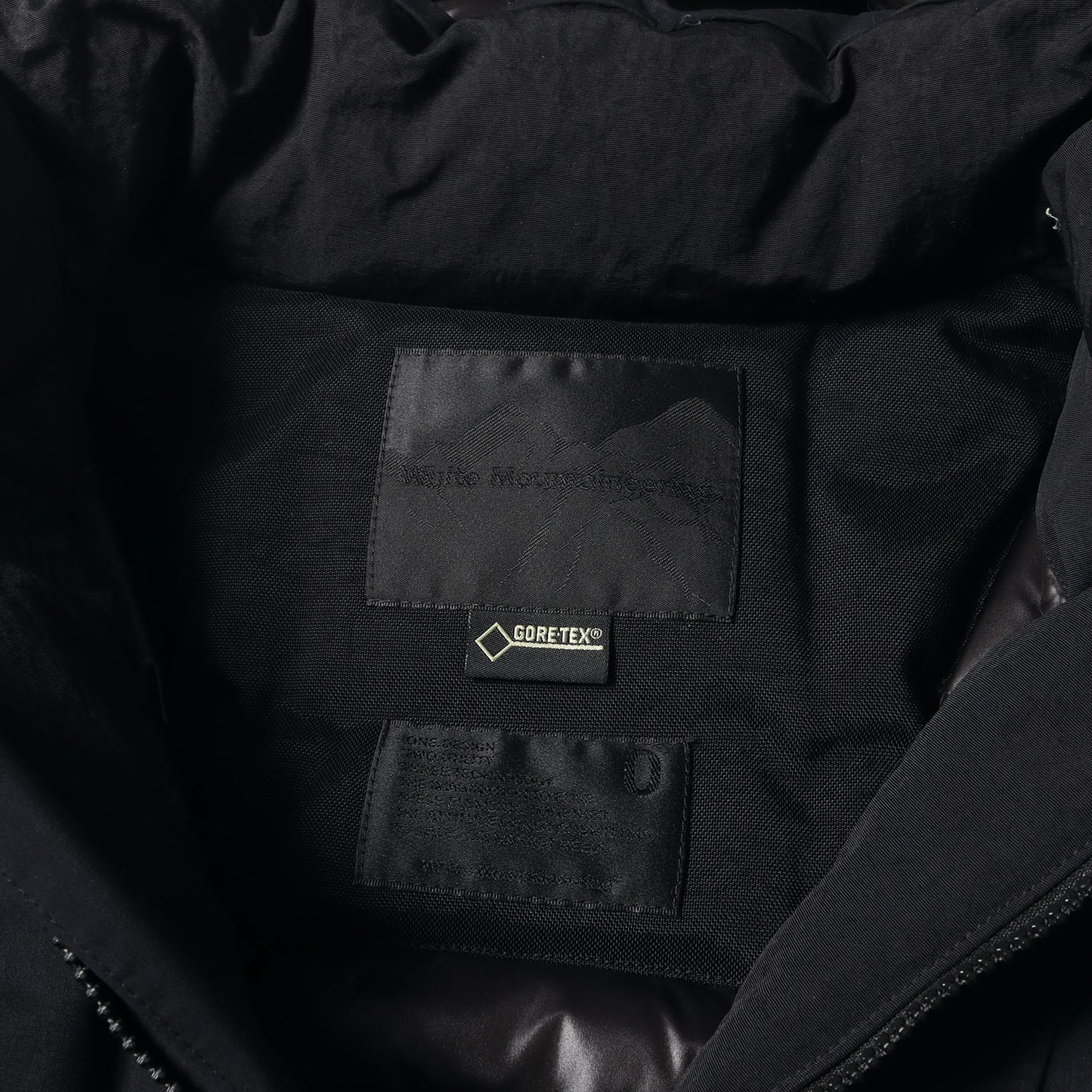 BLK ゴアテックス フード付き ダウンジャケット(GORE-TEX PACLITE NYLON TAFFEA DOWNJACKET)