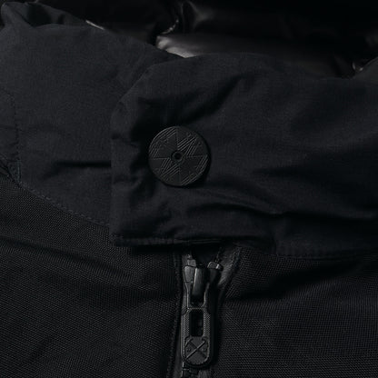 BLK ゴアテックス フード付き ダウンジャケット(GORE-TEX PACLITE NYLON TAFFEA DOWNJACKET)