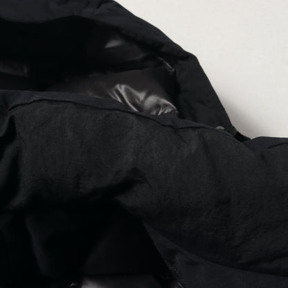BLK ゴアテックス フード付き ダウンジャケット(GORE-TEX PACLITE NYLON TAFFEA DOWNJACKET)