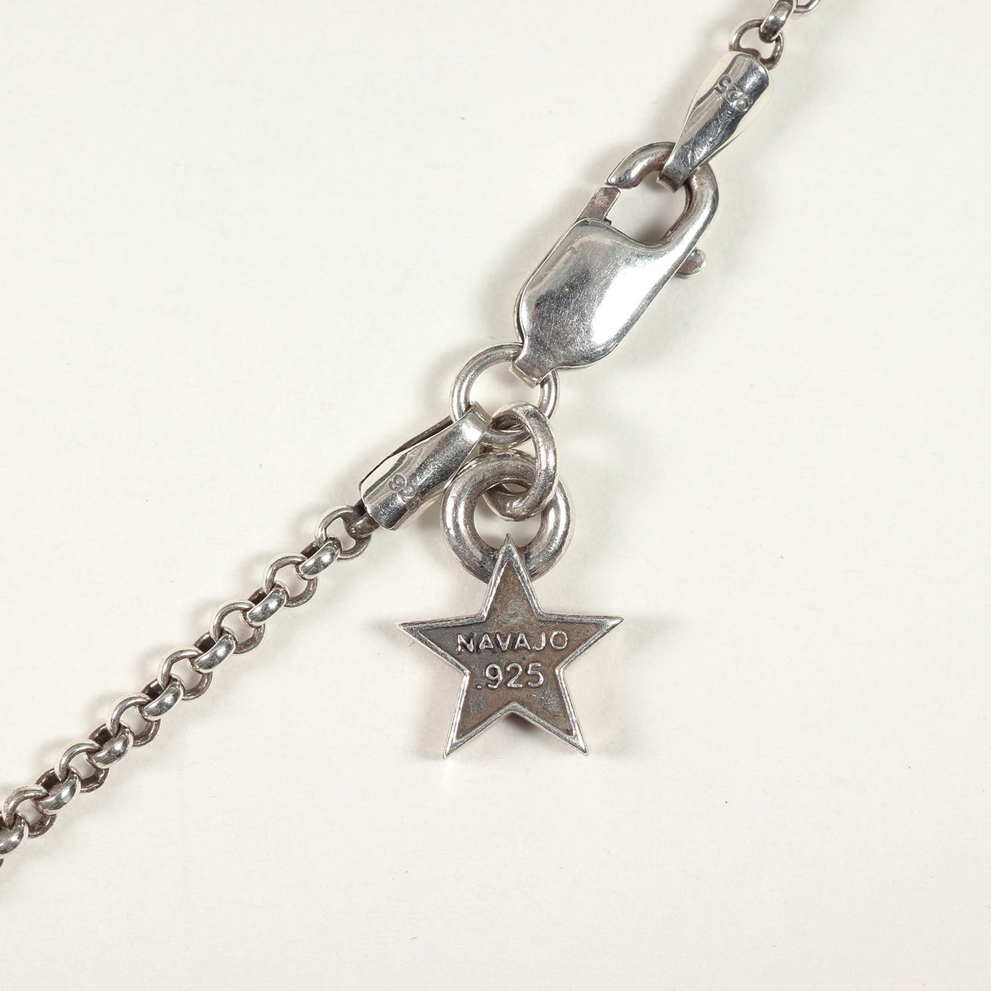 タイニースターチャーム付き チェーン ネックレス(CS Tiny Star Logo Chain)