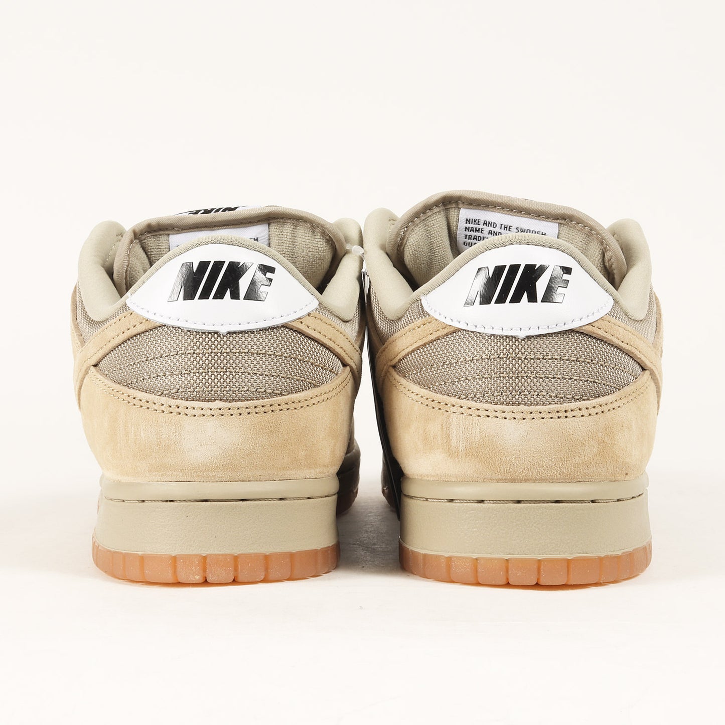 SB DUNK LOW PRO B PARACHUTE BEIGE (HJ0367-200)