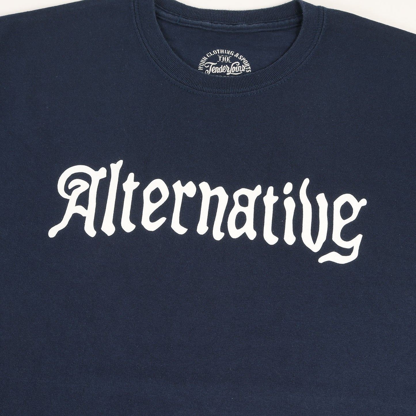 Alternativeロゴ クルーネック Tシャツ(T-TEE ALTERNATIVE)