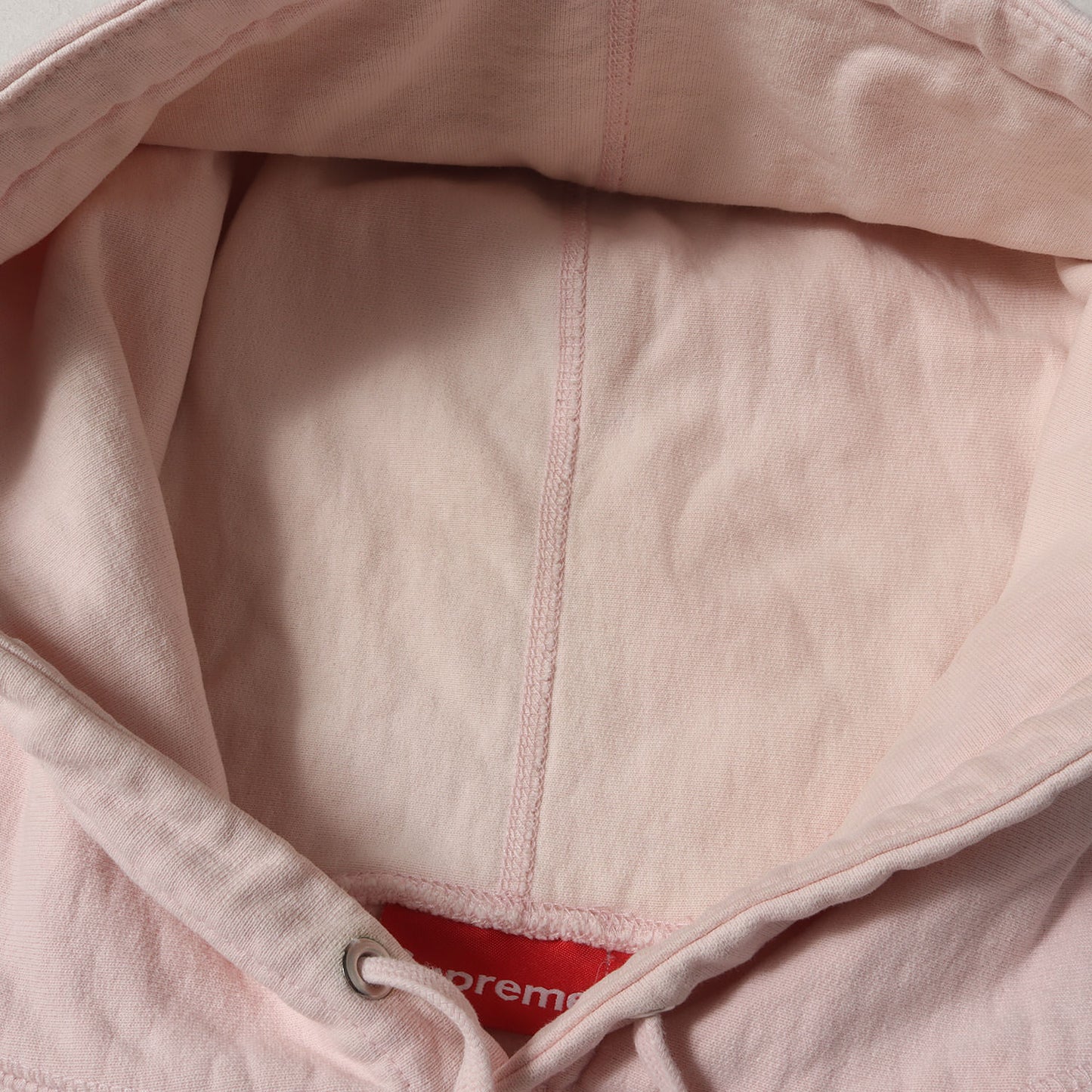 Sロゴ ワッペン スウェットパーカー(Tonal S Logo Hooded Sweatshirt)