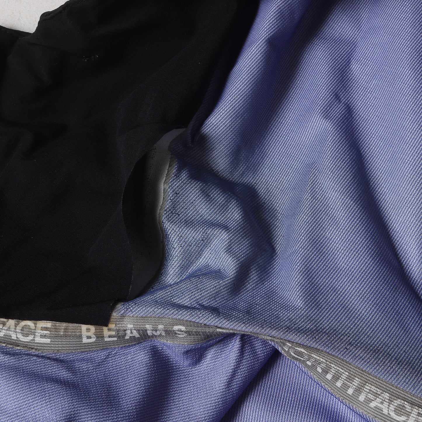 BEAMS別注 エクスペディションライトパーカー(Expedition Light Parka)