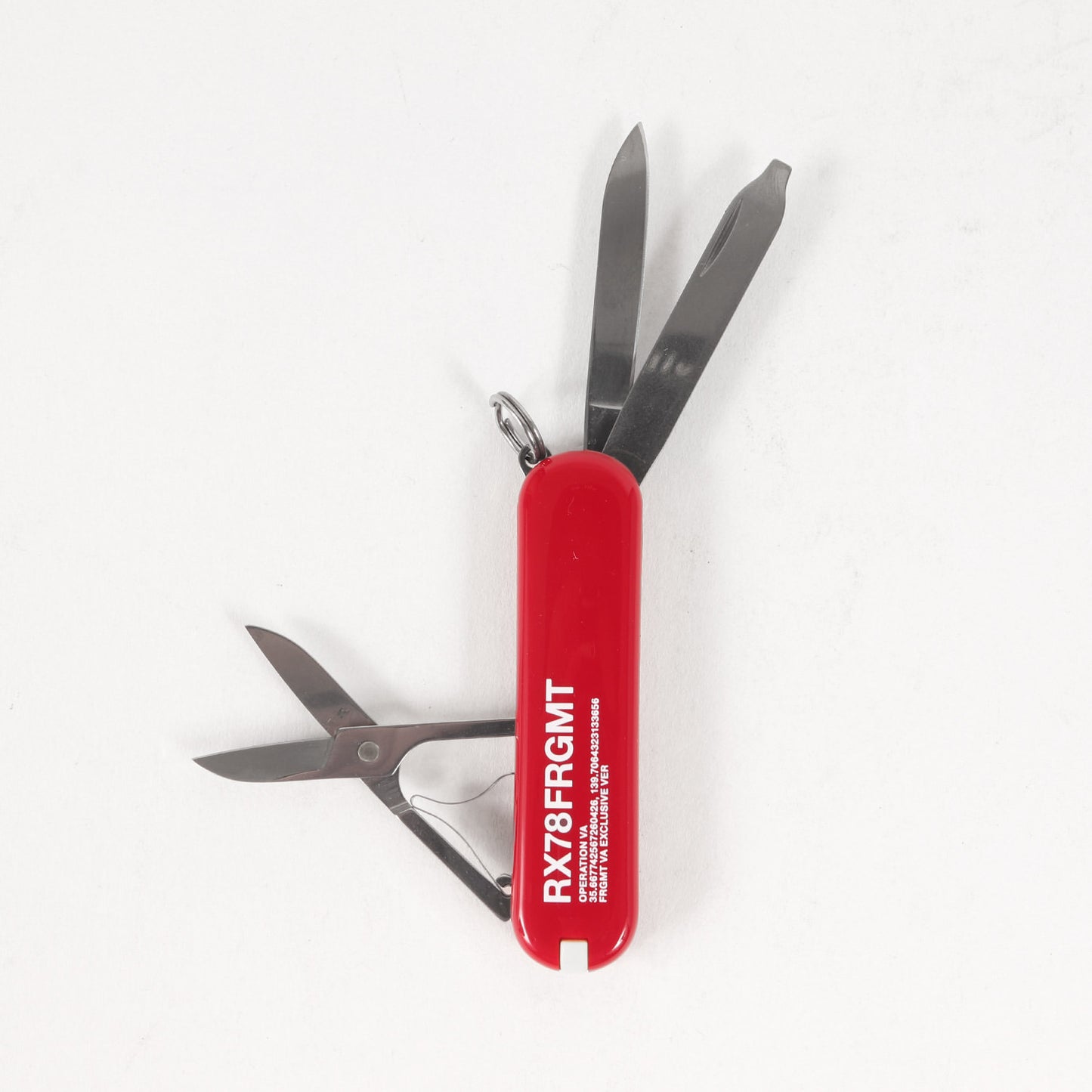 25SS V.A. POP-UP限定 ×機動戦士ガンダム ×Victorinox マルチツール