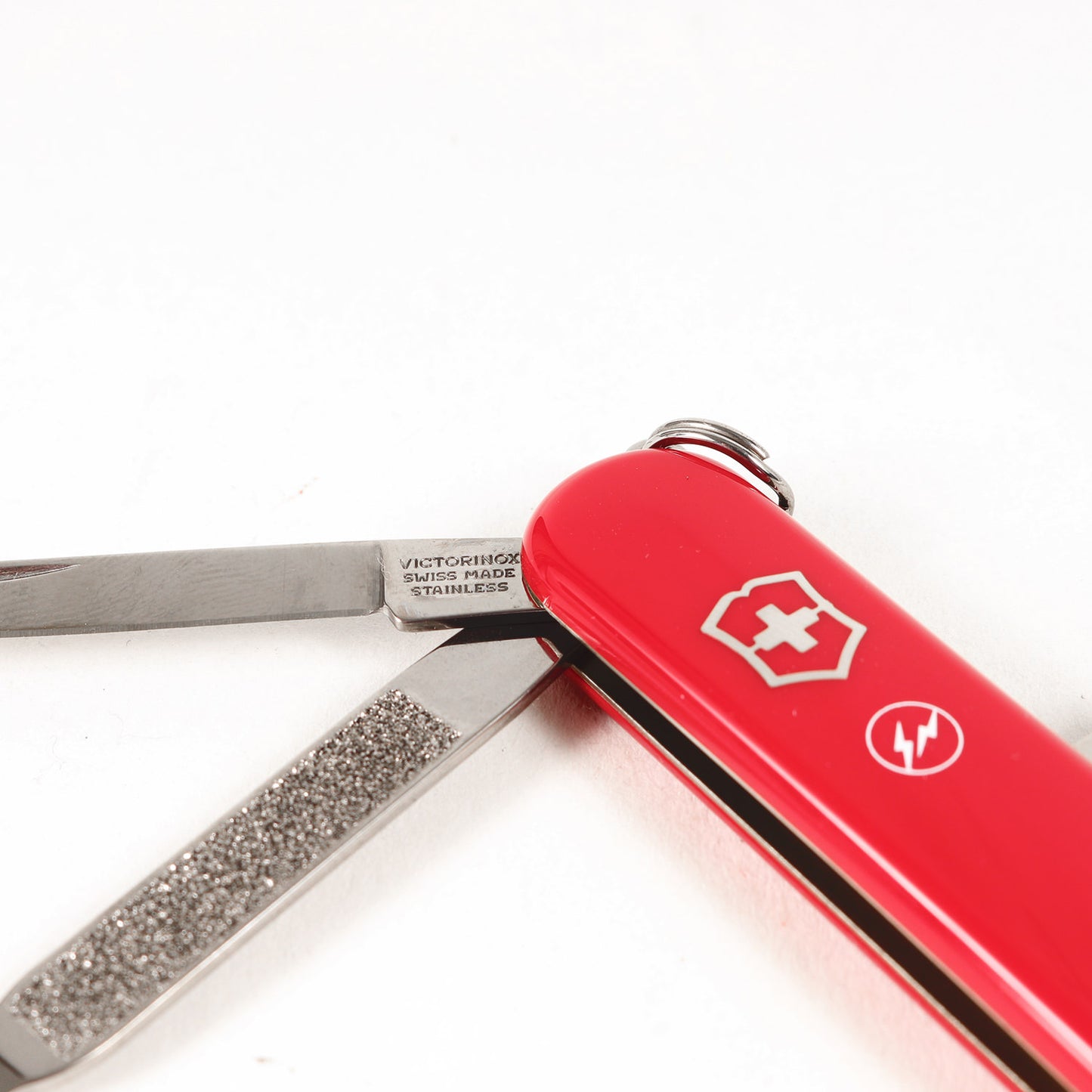25SS V.A. POP-UP限定 ×機動戦士ガンダム ×Victorinox マルチツール