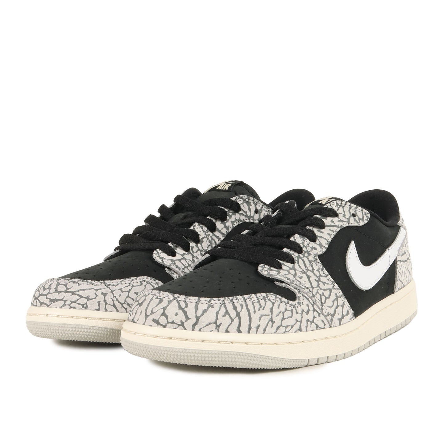 AIR JORDAN 1 RETRO LOW OG BLACK CEMENT (CZ0790-001)