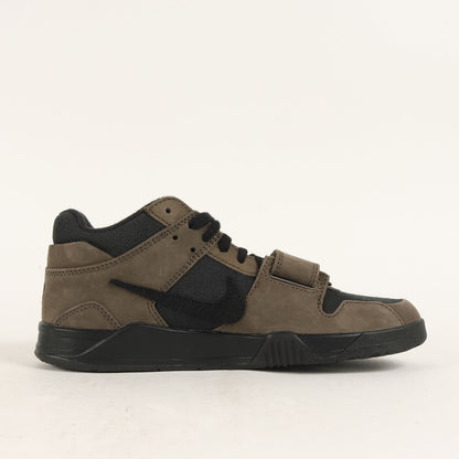 ×TRAVIS SCOTT JUMPMAN JACK TR DARK MOCHA (FZ8117-204)